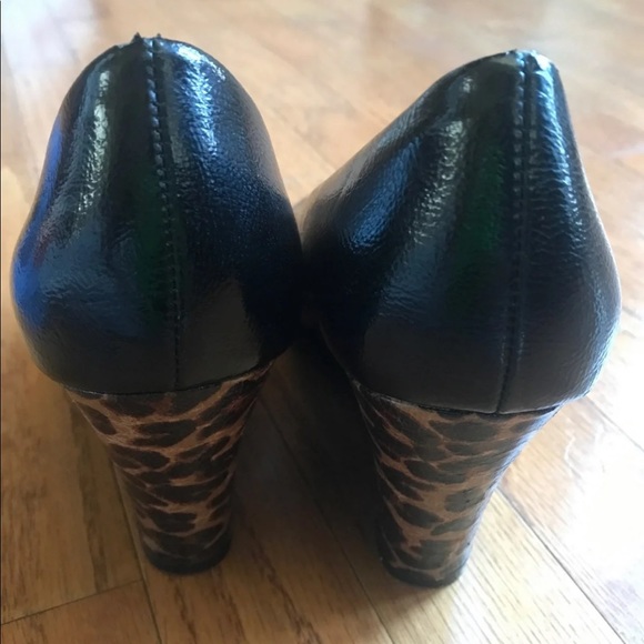 A2 Aerosoles Cheetah Leopard Print Heel Wedges 8 - Picture 7 of 8